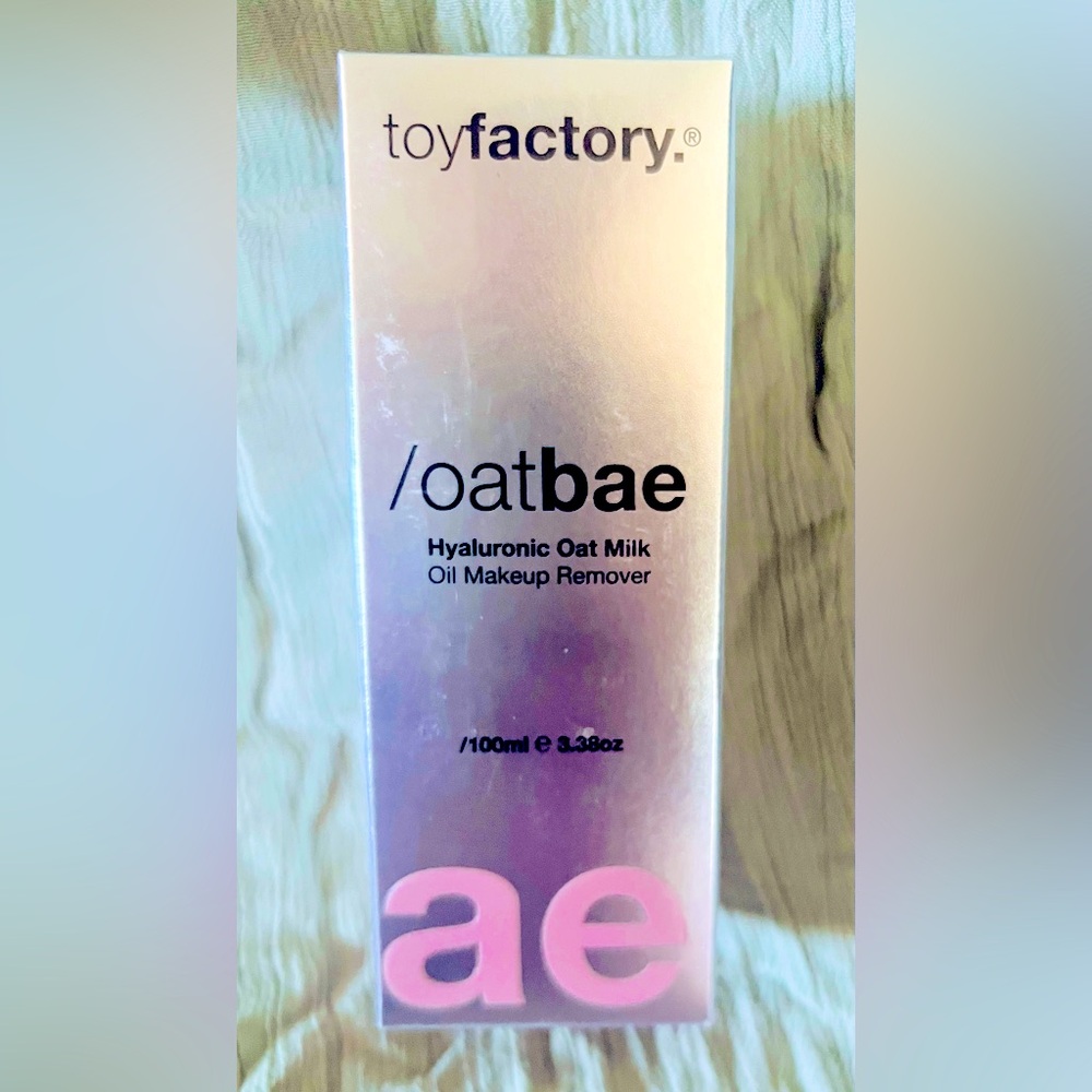 Brand new. Toy Factory Oat Bae oil makeup remover. NWOT